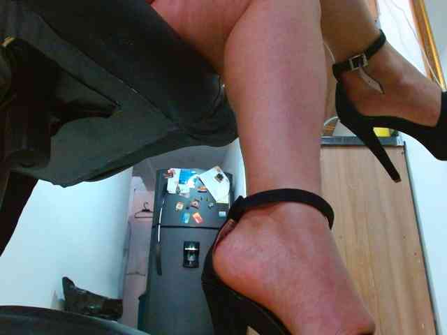 MARILYNWHANCO webcam