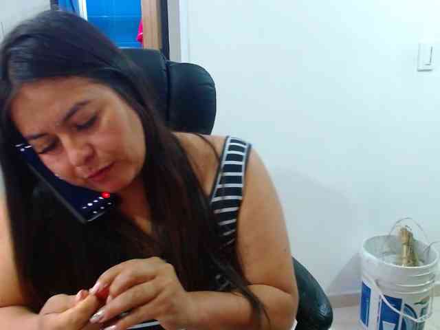 MARILYNWHANCO webcam