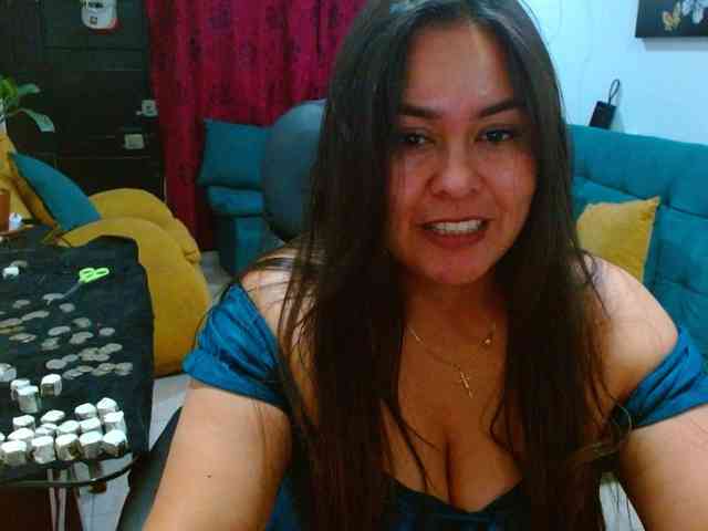 MARILYNWHANCO webcam