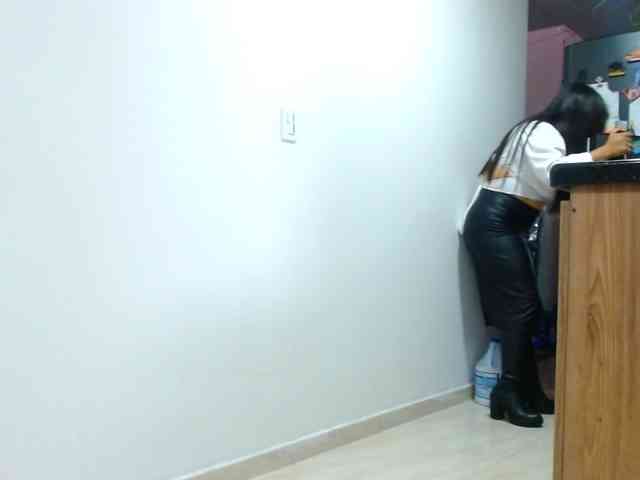 MARILYNWHANCO webcam