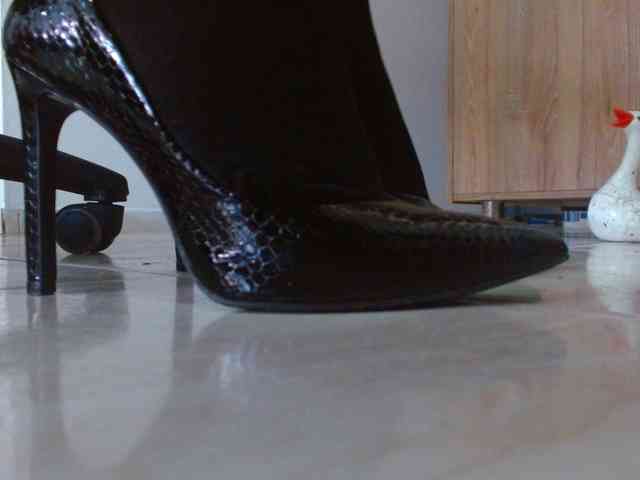 MARILYNWHANCO webcam