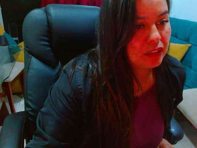 MARILYNWHANCO webcam