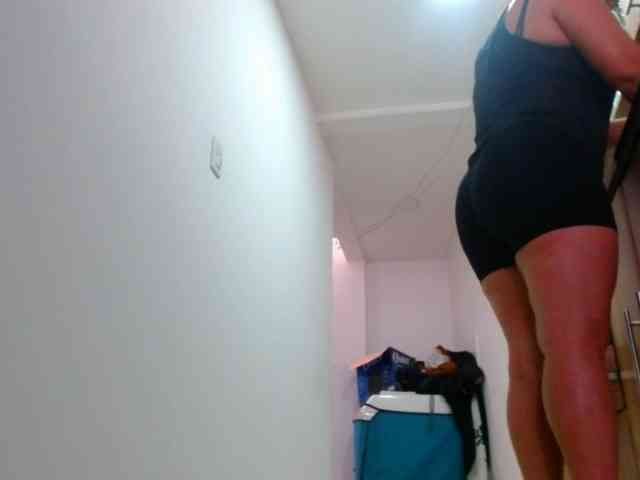 MARILYNWHANCO webcam