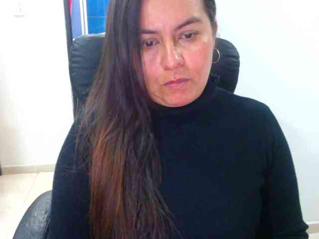 MARILYNWHANCO webcam