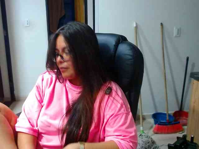 MARILYNWHANCO webcam