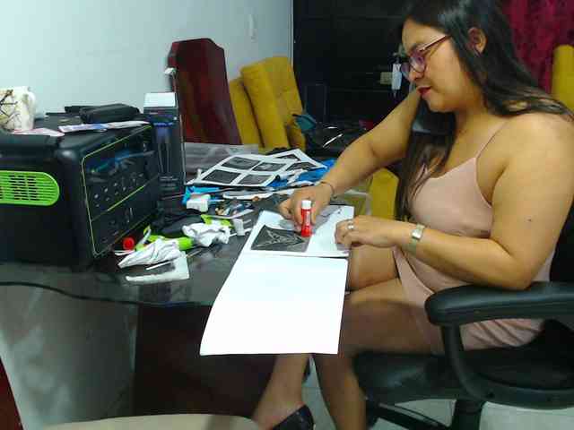 MARILYNWHANCO webcam