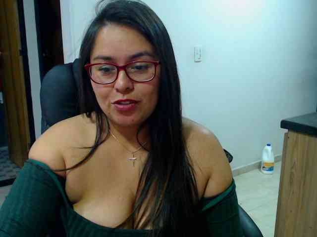 MARILYNWHANCO webcam