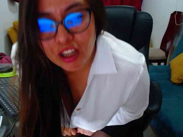 MARILYNWHANCO webcam