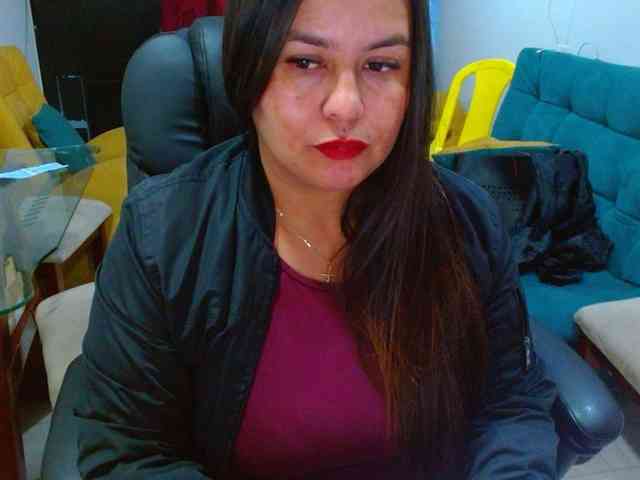 MARILYNWHANCO webcam