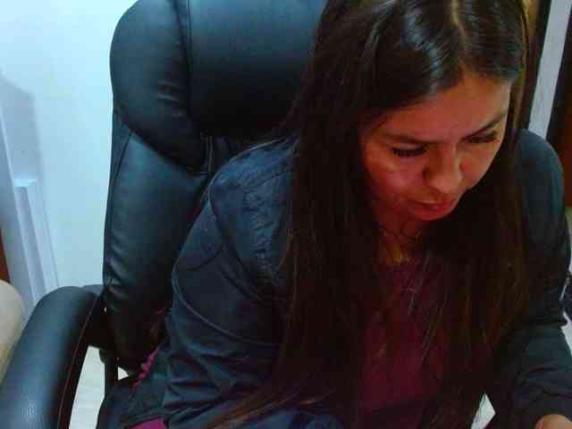 MARILYNWHANCO webcam