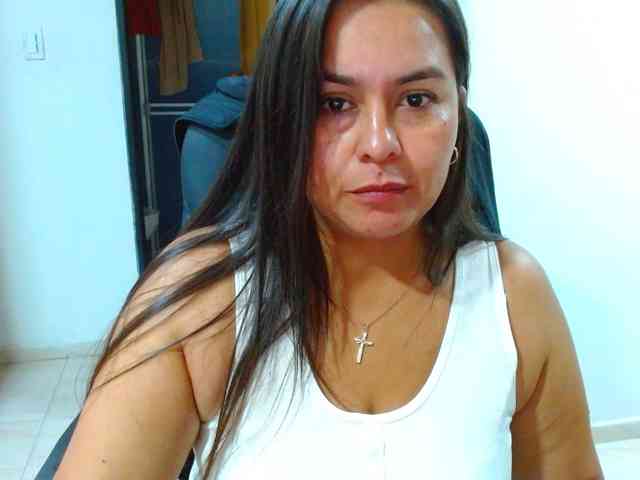 MARILYNWHANCO webcam