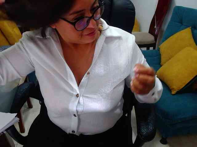 MARILYNWHANCO webcam
