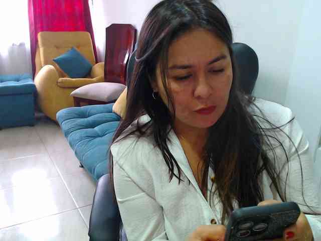 MARILYNWHANCO webcam