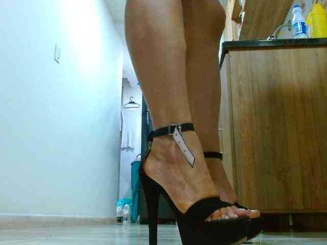 MARILYNWHANCO webcam