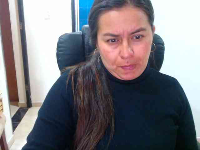 MARILYNWHANCO webcam
