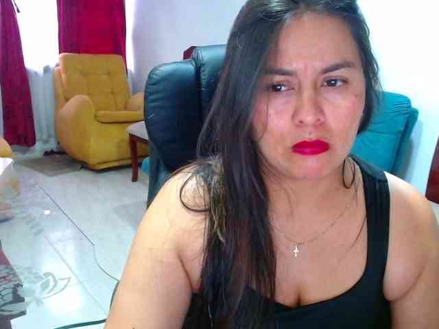 MARILYNWHANCO webcam