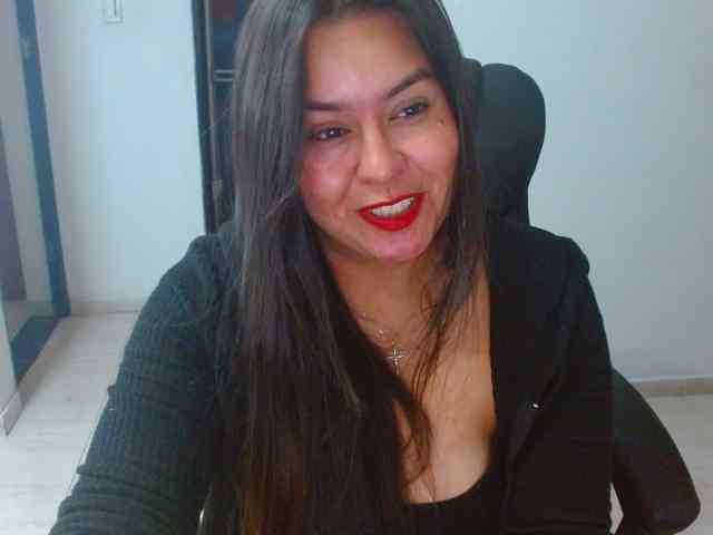 MARILYNWHANCO webcam