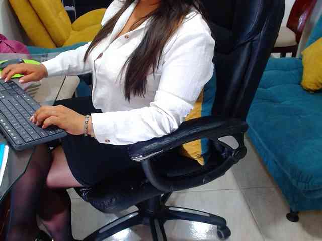 MARILYNWHANCO webcam