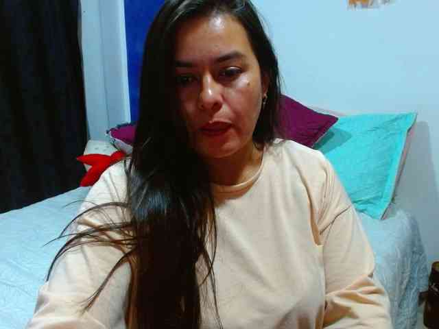 MARILYNWHANCO webcam