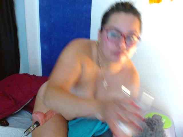 MARILYNWHANCO webcam