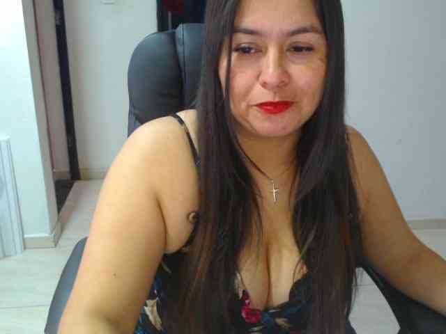MARILYNWHANCO webcam