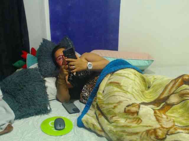 MARILYNWHANCO webcam