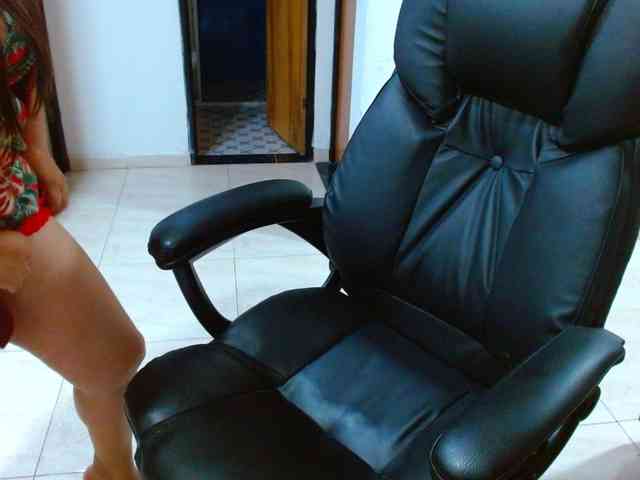 MARILYNWHANCO webcam