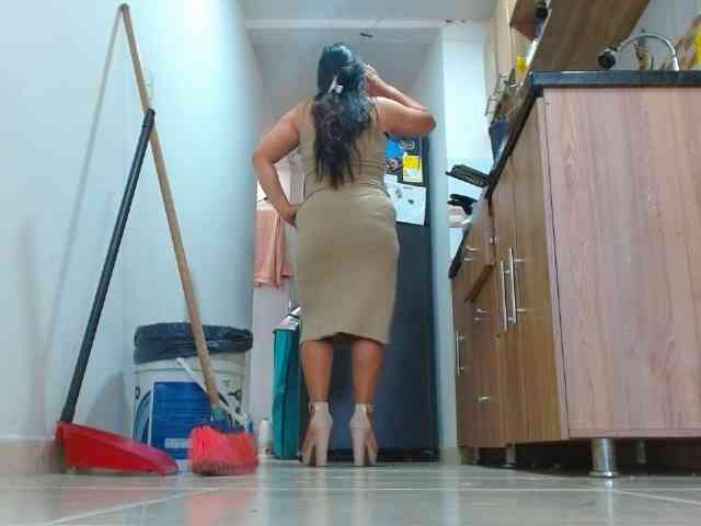 MARILYNWHANCO webcam