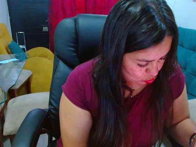 MARILYNWHANCO webcam