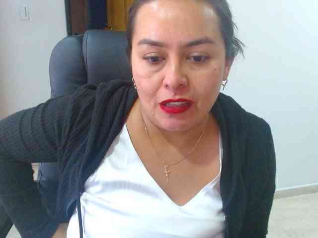 MARILYNWHANCO webcam