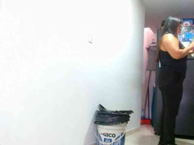 MARILYNWHANCO webcam