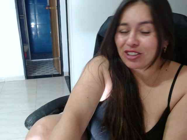 MARILYNWHANCO webcam