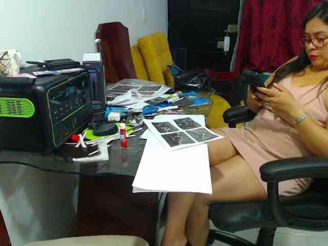 MARILYNWHANCO webcam