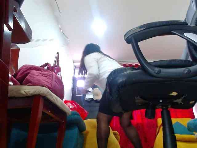 MARILYNWHANCO webcam