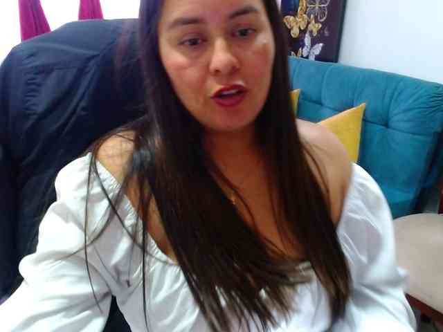 MARILYNWHANCO webcam