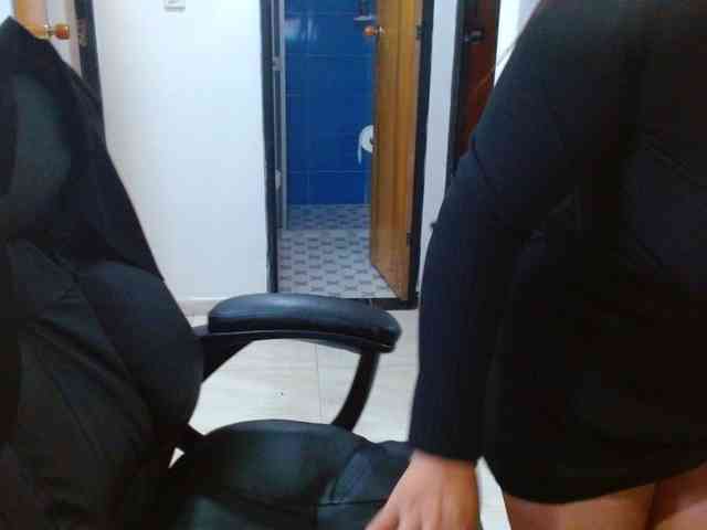 MARILYNWHANCO webcam