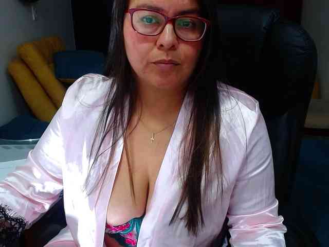 MARILYNWHANCO webcam