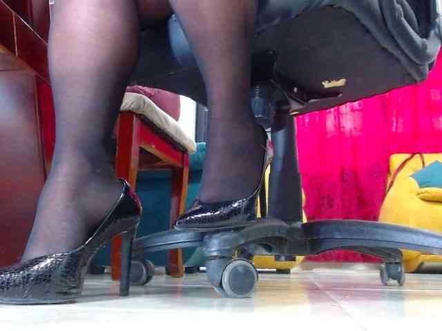 MARILYNWHANCO webcam