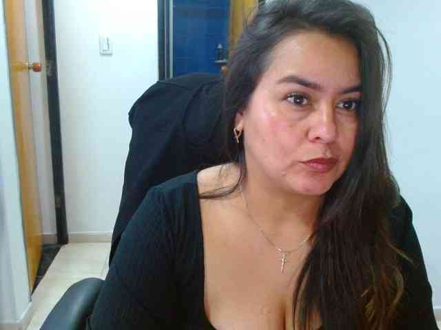 MARILYNWHANCO webcam