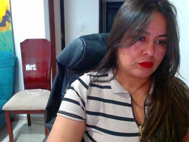 MARILYNWHANCO webcam