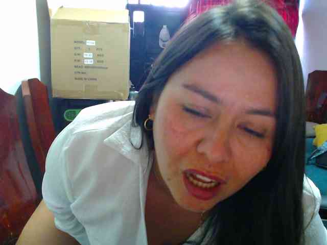 MARILYNWHANCO webcam