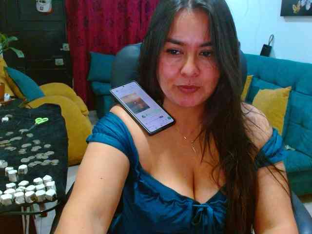 MARILYNWHANCO webcam