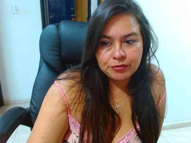 MARILYNWHANCO webcam