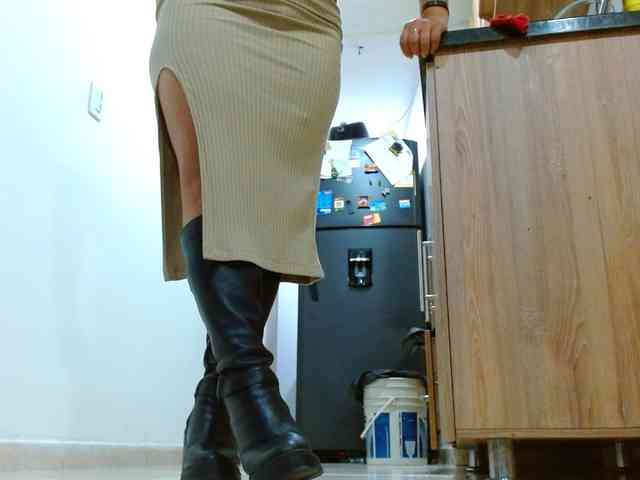 MARILYNWHANCO webcam