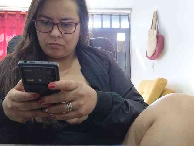 MARILYNWHANCO webcam