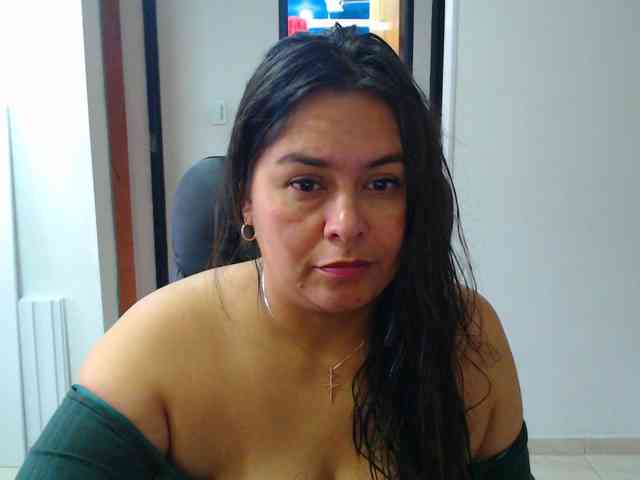 MARILYNWHANCO webcam