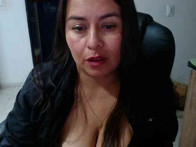 MARILYNWHANCO webcam