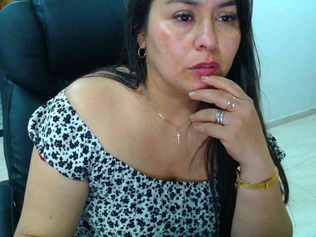 MARILYNWHANCO webcam