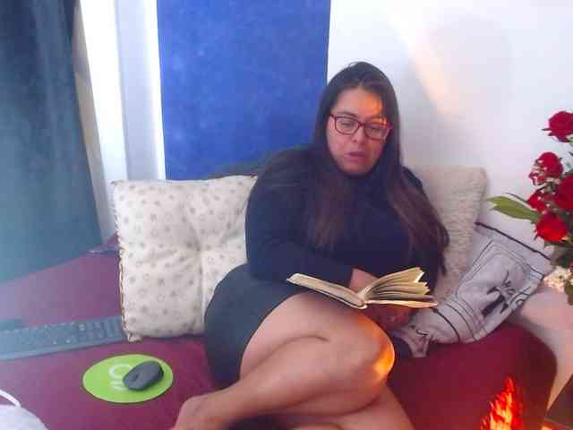 MARILYNWHANCO webcam