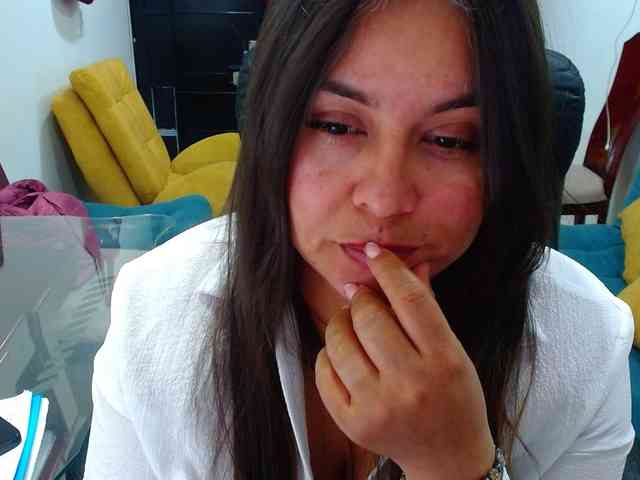 MARILYNWHANCO webcam